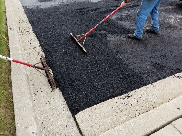 Cost of Asphalt Driveway Service in San Antonio
